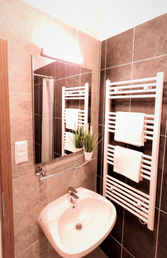 Helena Studio Apartman ชิโอฟก ภายนอก รูปภาพ